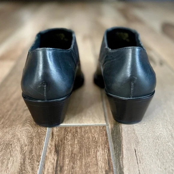 GIANNI BINI Let’s Dance Embroidered Leather Western Booties, Black sz. 8M - Picture 6 of 14